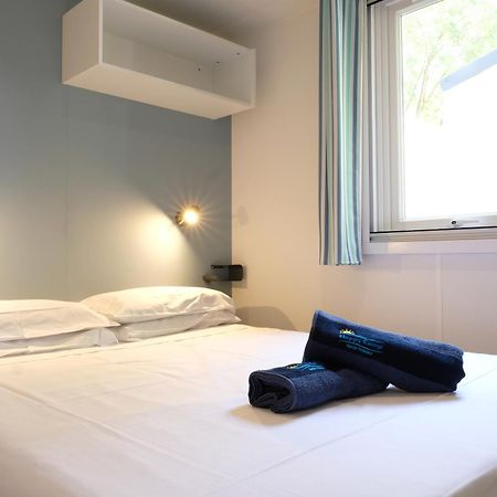 Happy Camp Mobile Homes In Camping Senia Cala Canyelles 滨海略雷特 外观 照片